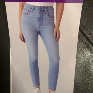 New Calvin Klein Jeans Women's High-Rise Skinny Jean. Size 16/33 27L